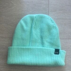 Under Armour Green Knit Hat Warm Winter Accessory